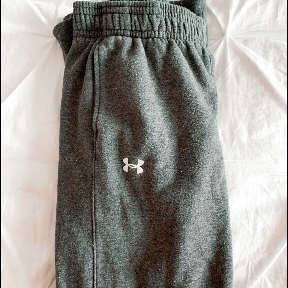 Sunder armor sweatpants 🤍